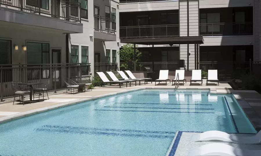 2406 East 6th Street, Austin, TX 78702 photo 5