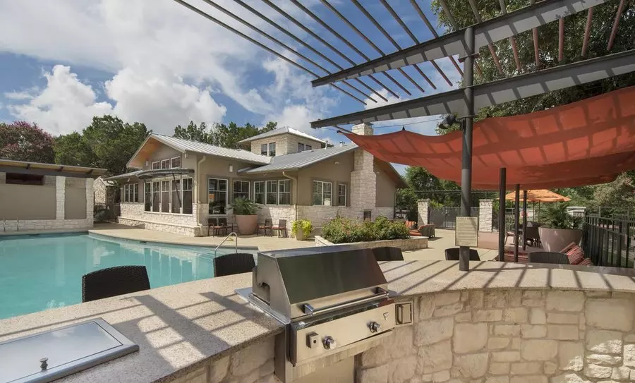 2806 Bartons Bluff Lane, Austin, TX 78746 photo 5