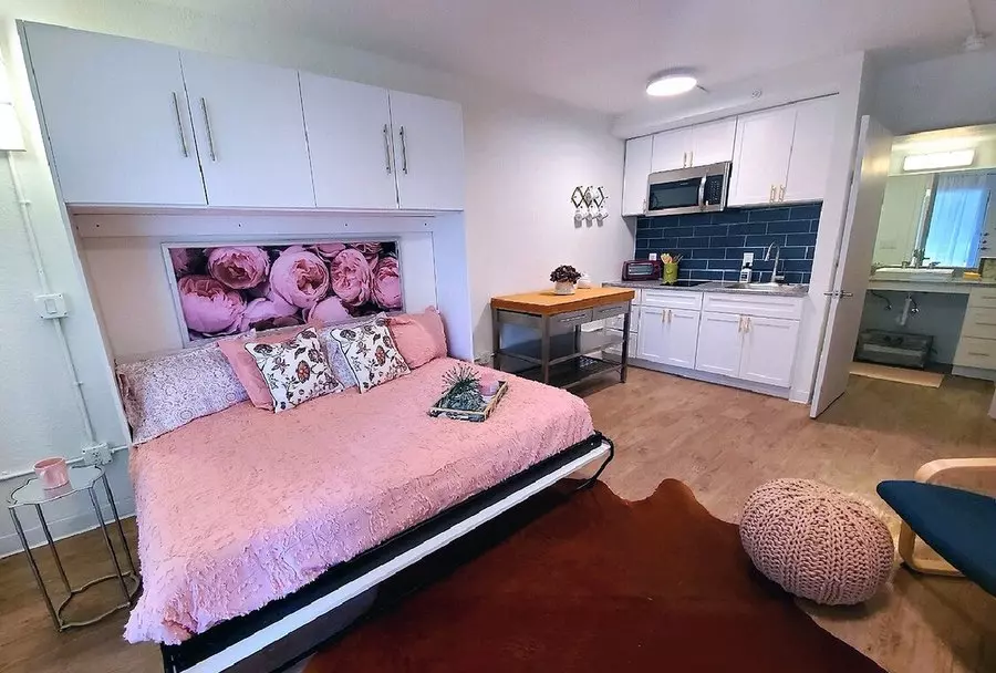 330 Camino Ln photo 2