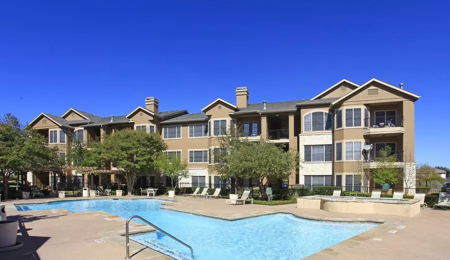 3606 Shoreline Drive, Austin, TX 78728 photo 2