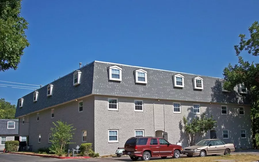 4419 Speedway, Austin, TX 78751 photo 2