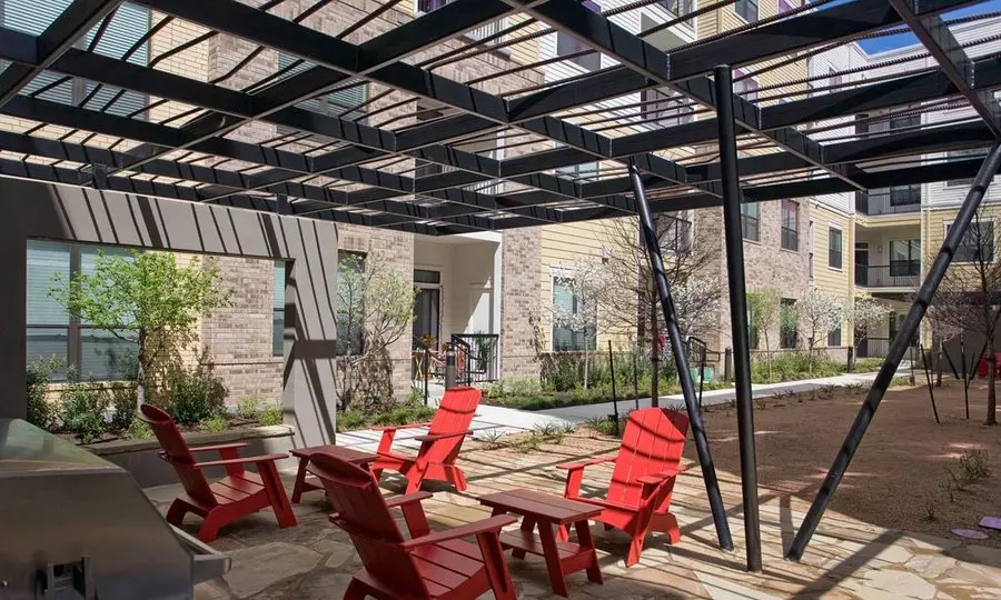 4606 Mueller Boulevard, Austin, TX 78723 photo 3