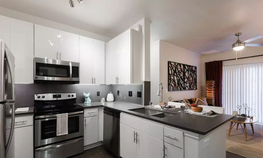 4906 East Oltorf Street, Austin, TX 78741 photo 2