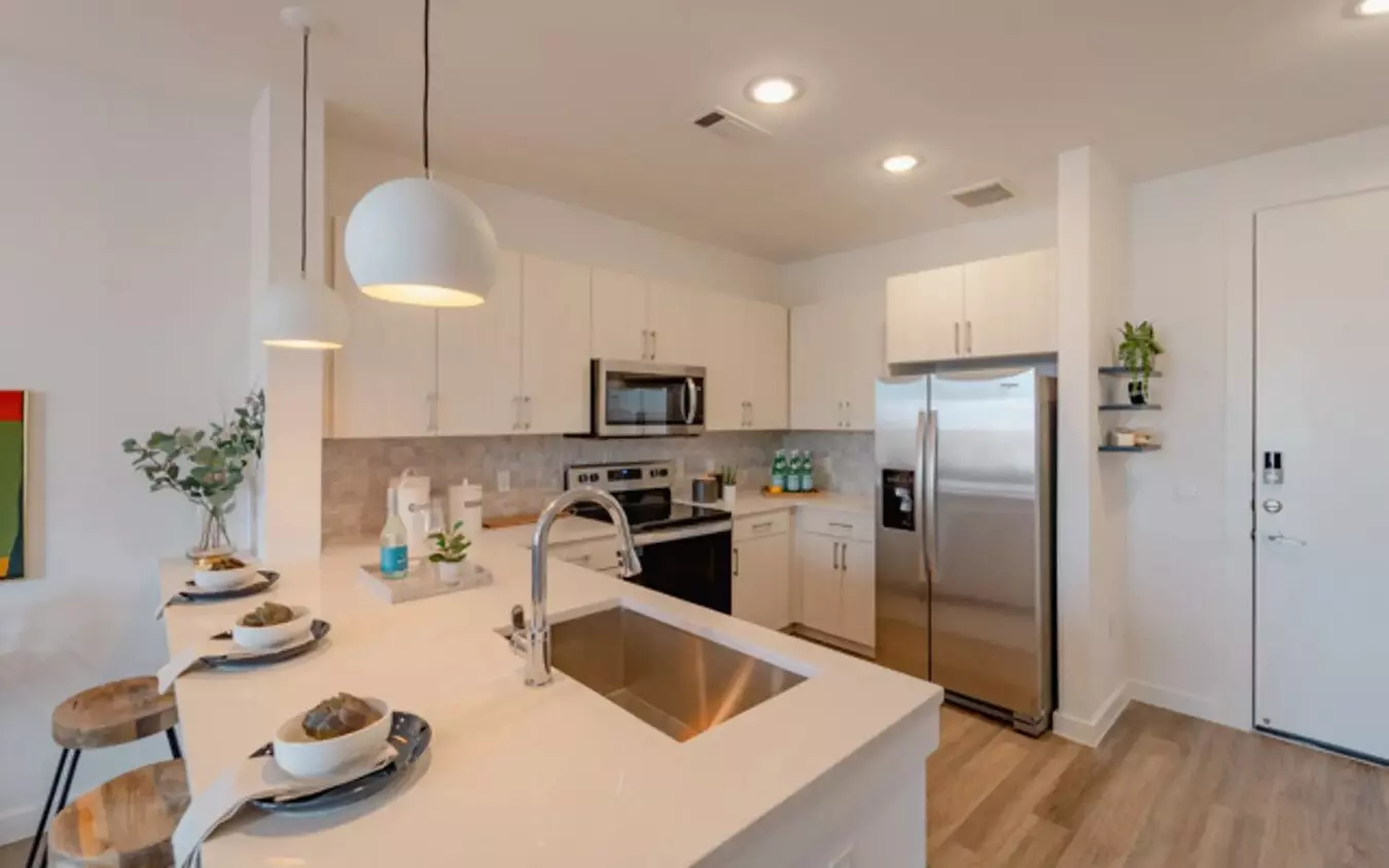 6325 North Lamar Boulevard, Austin, TX 78752 photo 2