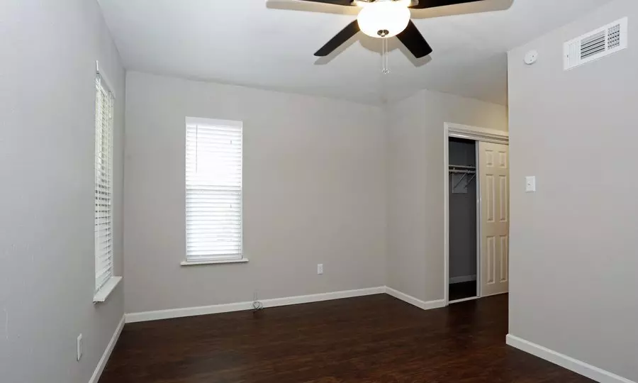 715 Lamar Place, Austin, TX 78752 photo 3
