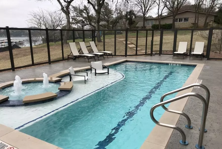 8 Webb Lane, Austin, TX 78734 photo 3