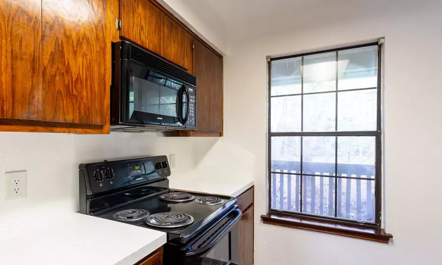 8007 West Highway 71, Austin, TX 78735 photo 5