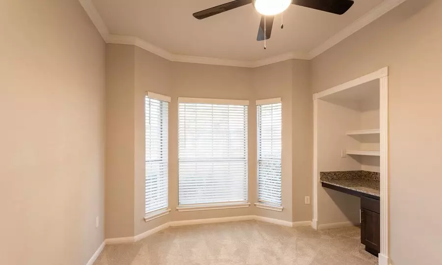 806 West 38th Street, Austin, TX 78705 photo 5