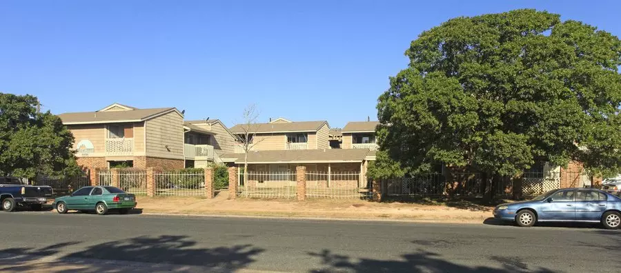 8936 Galewood Drive, Austin, TX 78758 photo 2