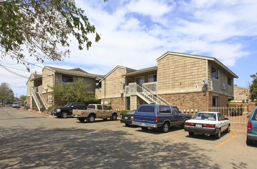8936 Galewood Drive, Austin, TX 78758 photo 3