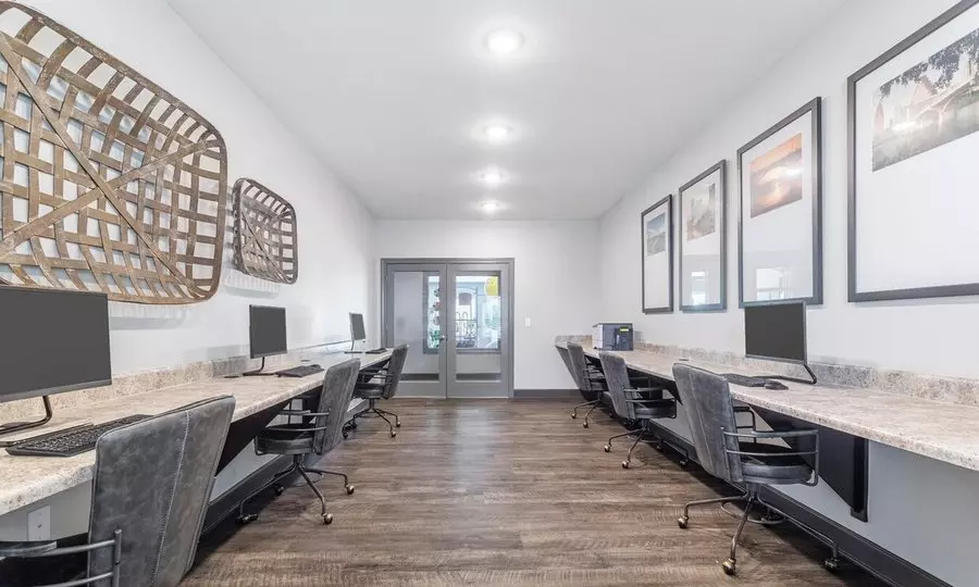 9207 Cameron Road, Austin, TX 78754 photo 3