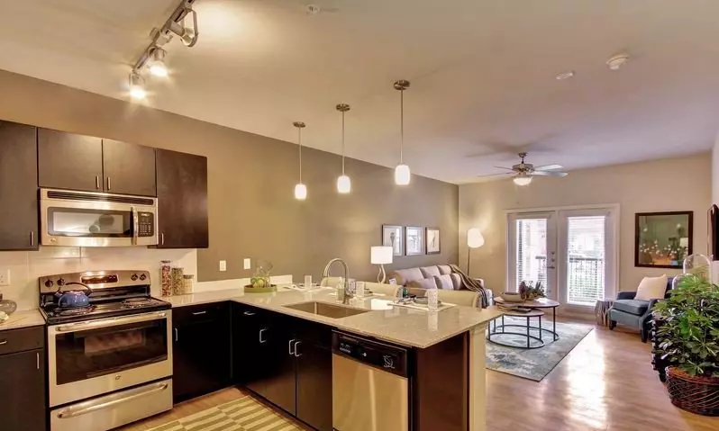 9307 Old Bee Caves Road, Austin, TX 78735 photo 3