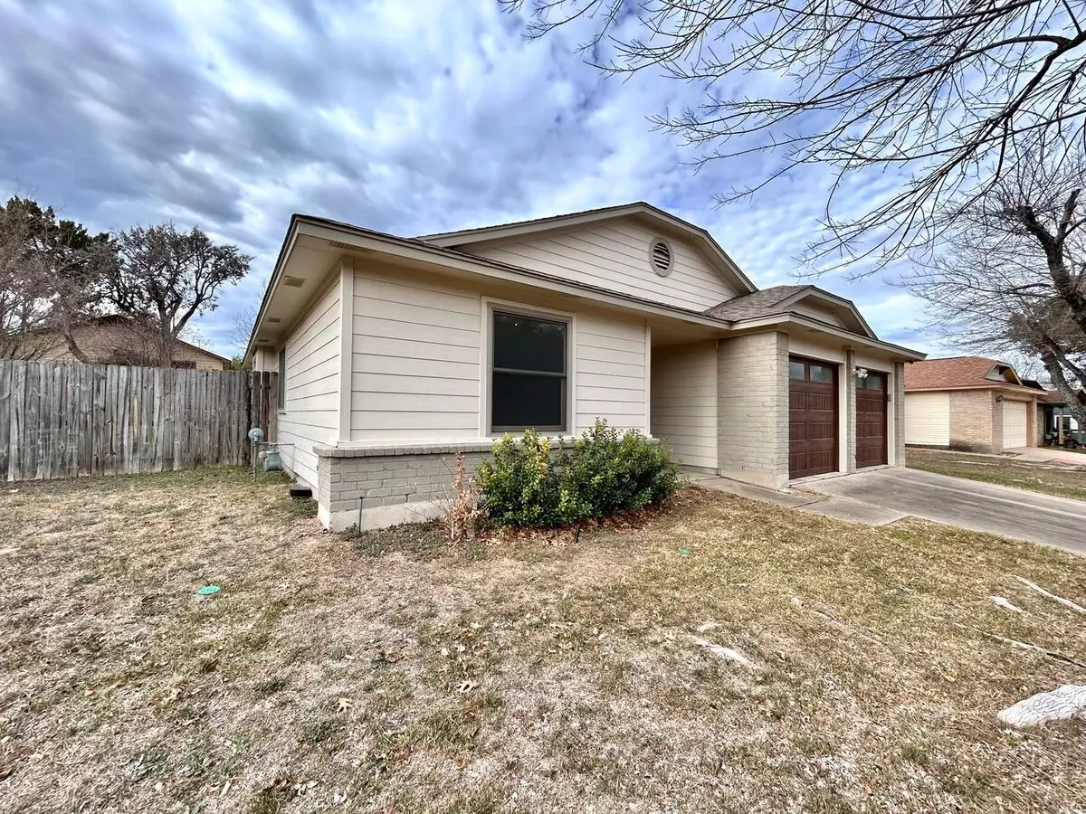 11908 Snow Finch Rd Austin, TX 78758 photo 2