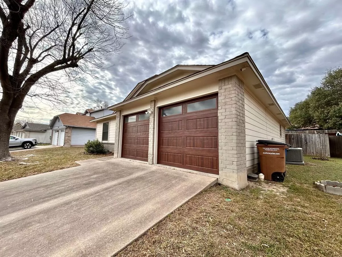 11908 Snow Finch Rd Austin, TX 78758 photo 4