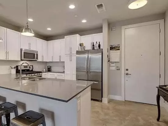 2801 Dulce Lane, Austin, TX 78704 photo 4