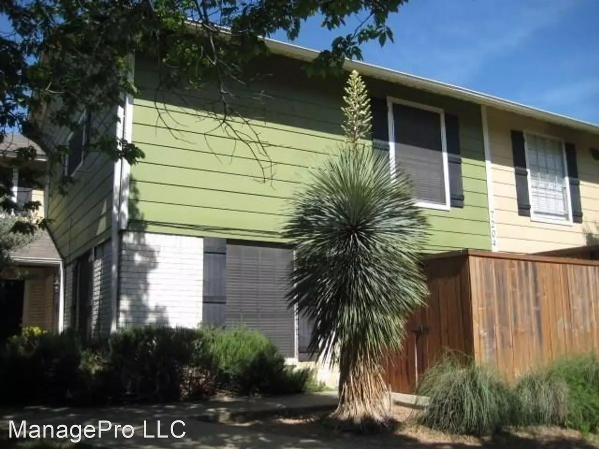 7204 Creekside Dr photo 2