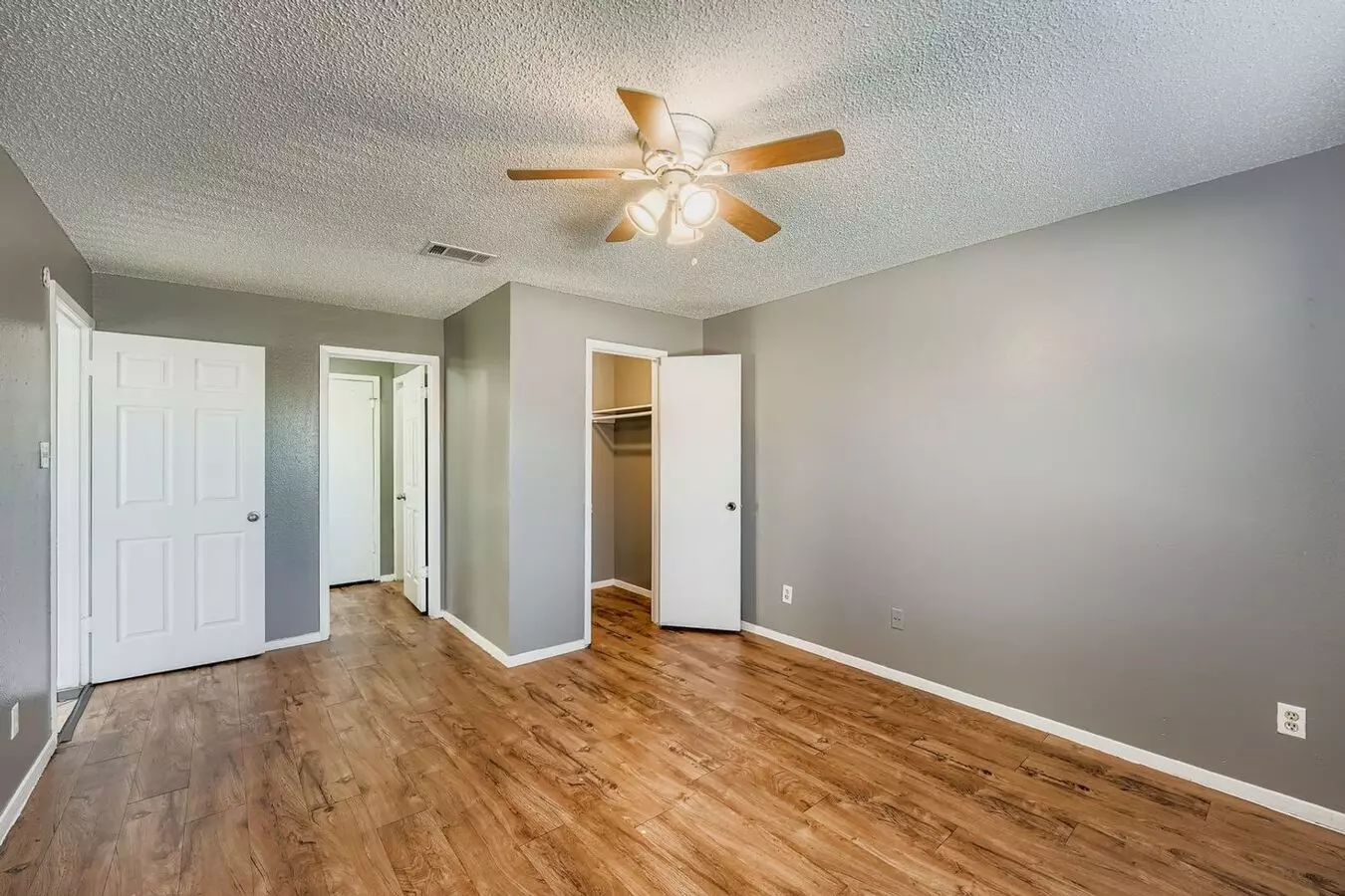 1913 West Loop, Austin, TX 78758 photo 5