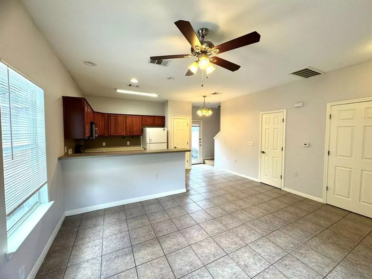 1814 Ulit Avenue, Austin, TX 78702 photo 2