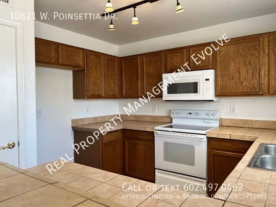 10621 West Poinsettia Drive, Avondale, AZ 85392 photo 5