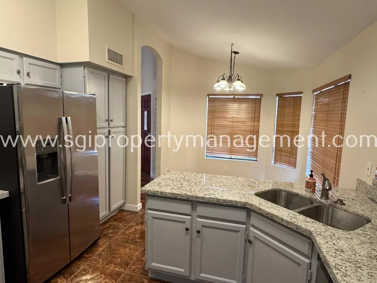 11029 W Crimson Ln photo 4