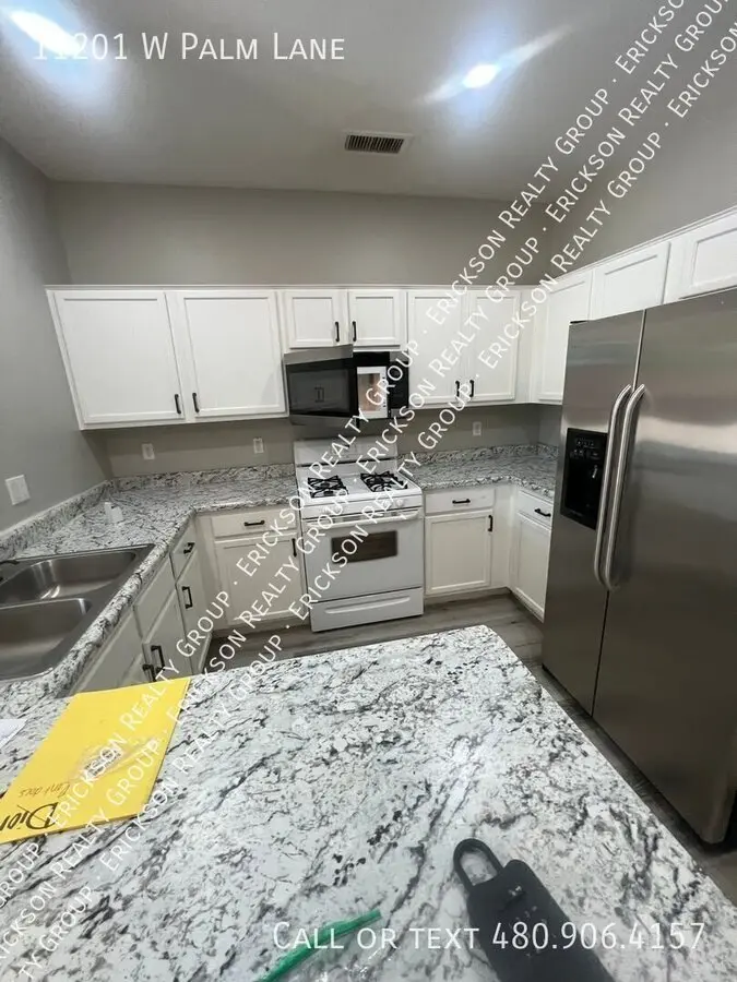 11201 W Palm Ln Avondale, AZ 85392 photo 3