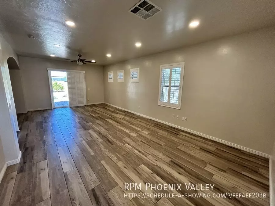 12014 West Hopi Street, Avondale, AZ 85323 photo 2