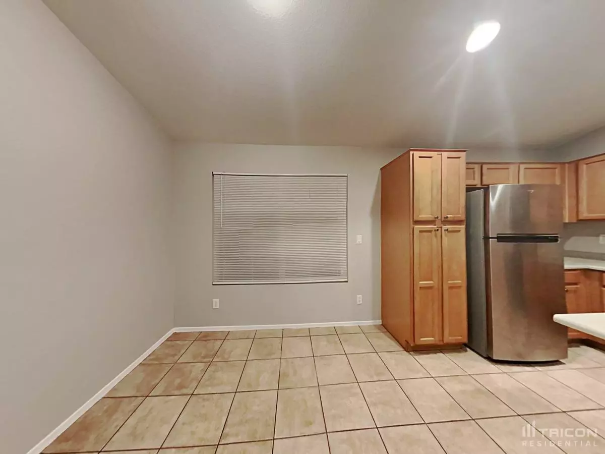 12429 West Monroe Street, Avondale, AZ 85323 photo 3
