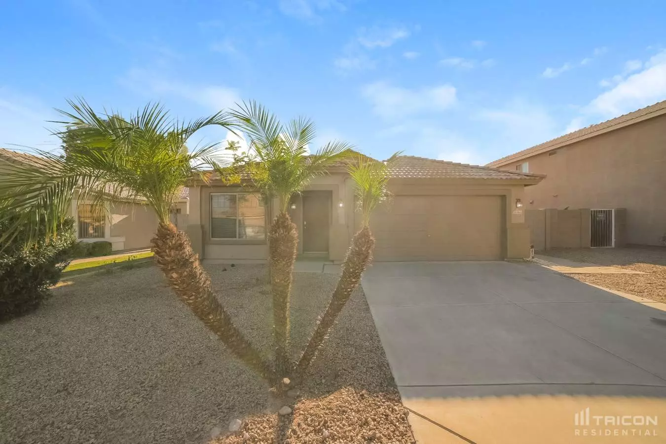 12613 West Indianola Avenue, Avondale, AZ 85392 photo 5