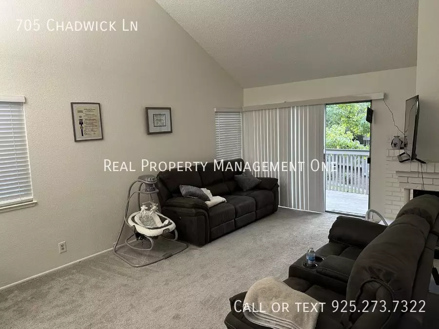 705 Chadwick Lane, Bay Point, CA 94565 photo 5