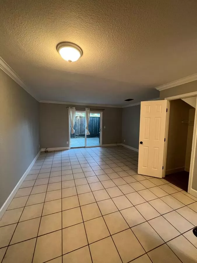 Updated Two-bedroom, One-bath Townhome – Bay Point photo 5