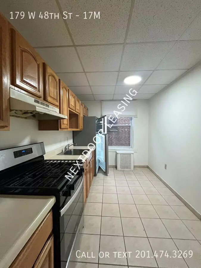 179 West 48th Street photo 5