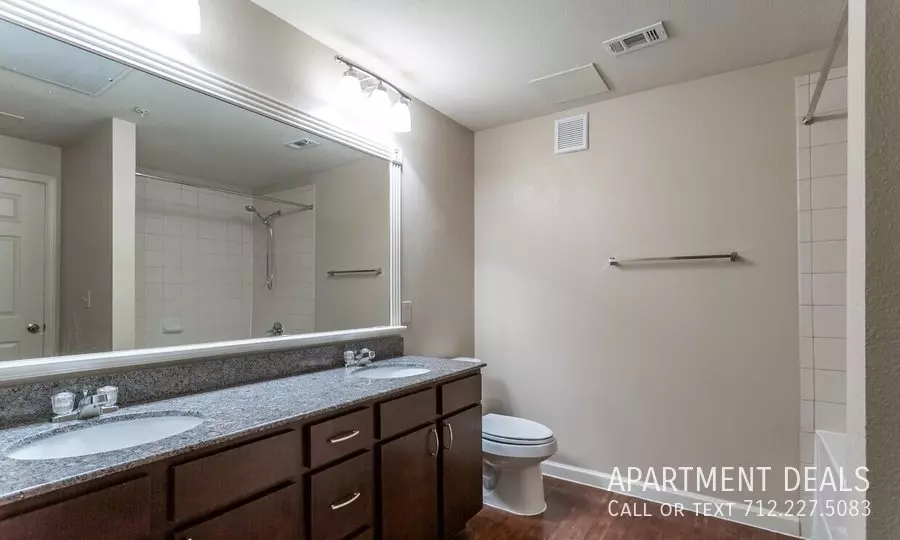 2806 West Baker Road, Baytown, TX 77521 photo 2