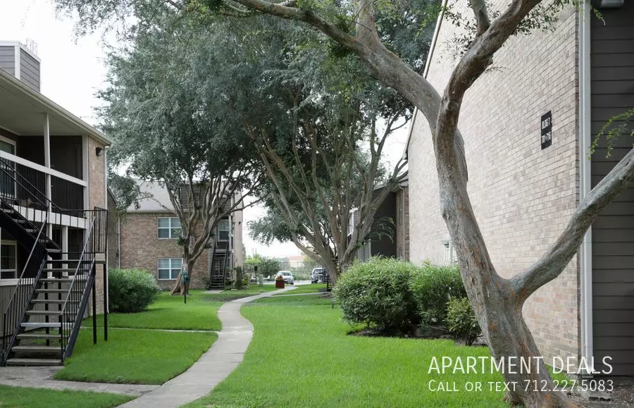 3409 Garth Road, Baytown, TX 77521 photo 4