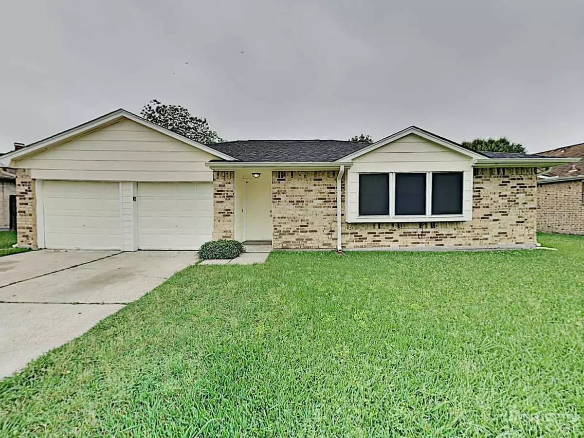 7822 Breda Drive, Baytown, TX 77521 photo 4