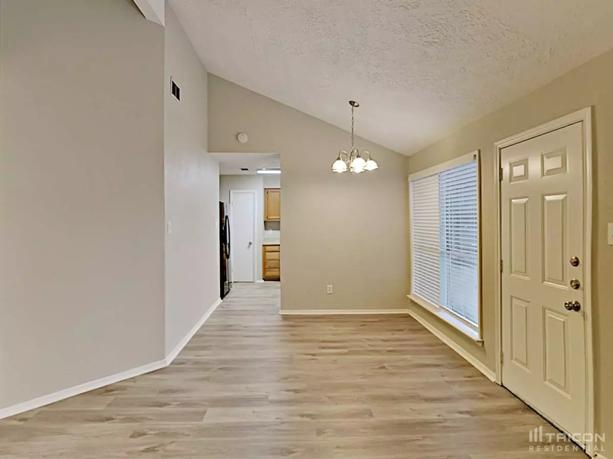 7822 Breda Drive, Baytown, TX 77521 photo 5