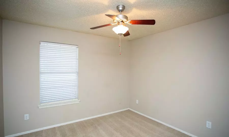 1450 Shady Lane, Bedford, TX 76021 photo 5