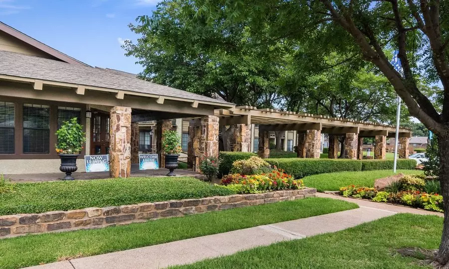 2410 Harwood Road, Bedford, TX 76021 photo 5