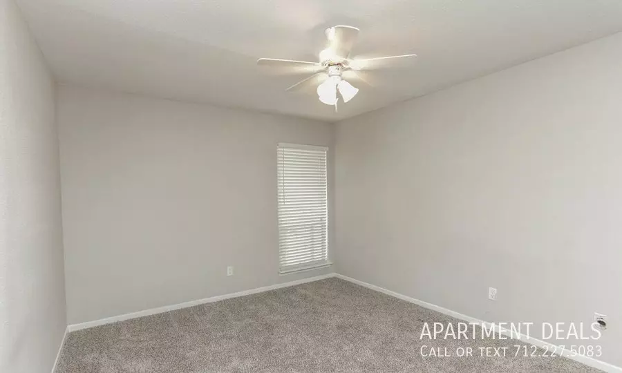 4307 Bissonnet Street, Bellaire, TX 77401 photo 2
