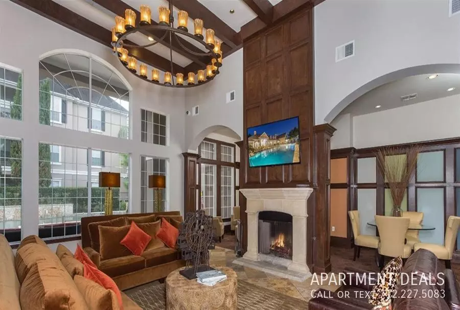 4544 Sunburst Court, Bellaire, TX 77401 photo 5