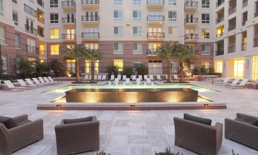 5192 Hidalgo Street, Houston, TX 77056 photo 2