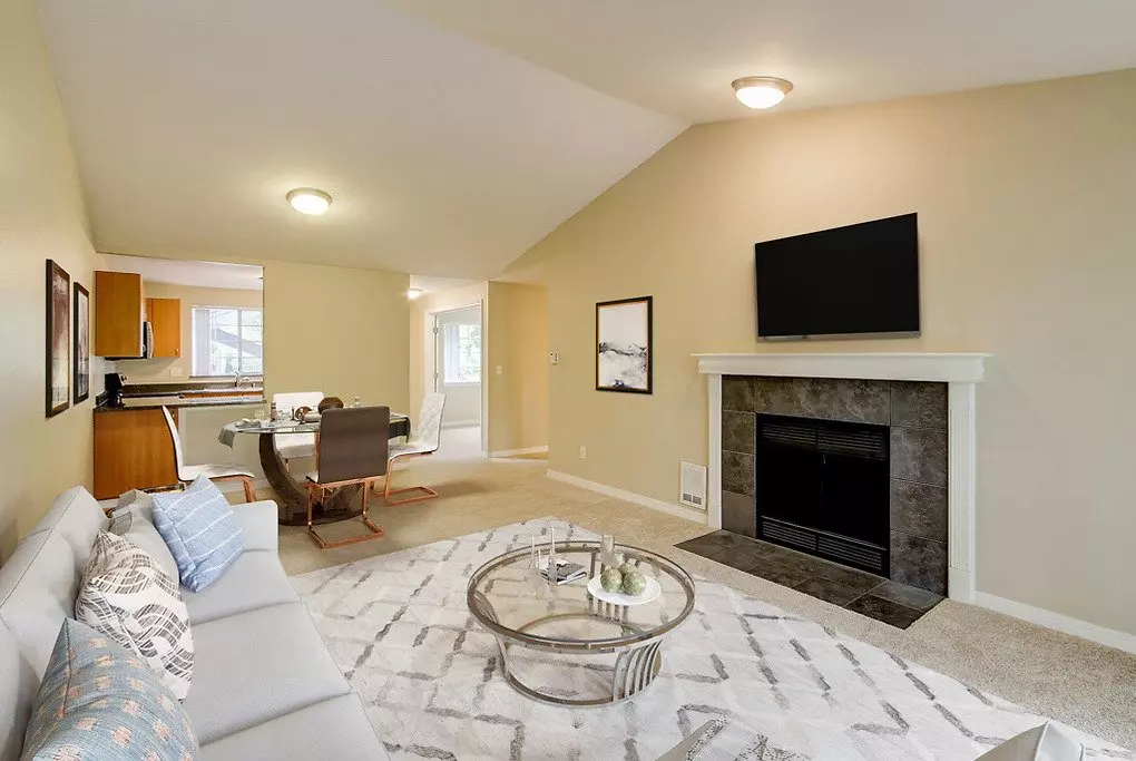 Sammamish View photo 4