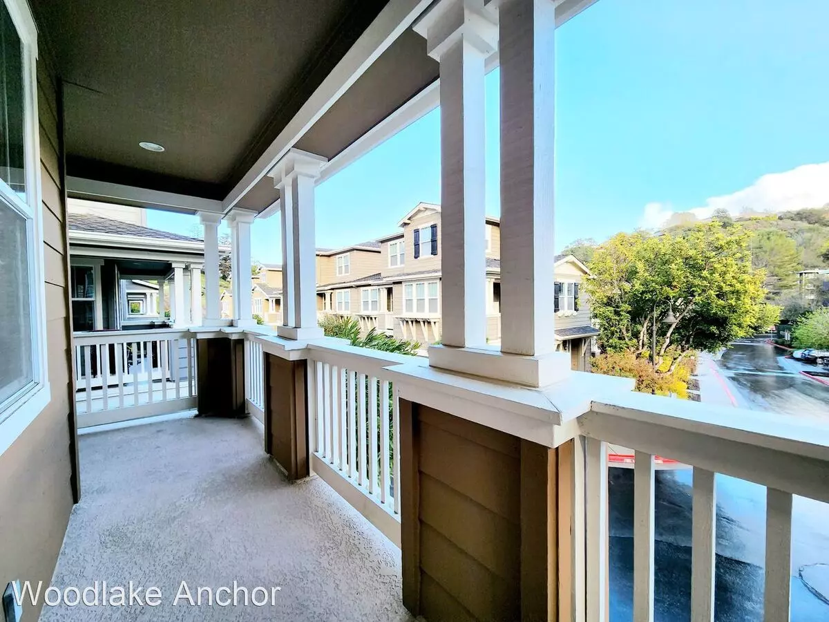 500 Live Oak Way, Belmont, CA 94002 photo 4
