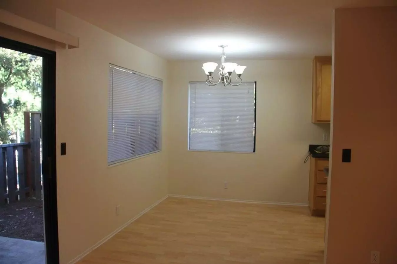 900 Cambridge Dr Benicia, CA 94510 photo 3