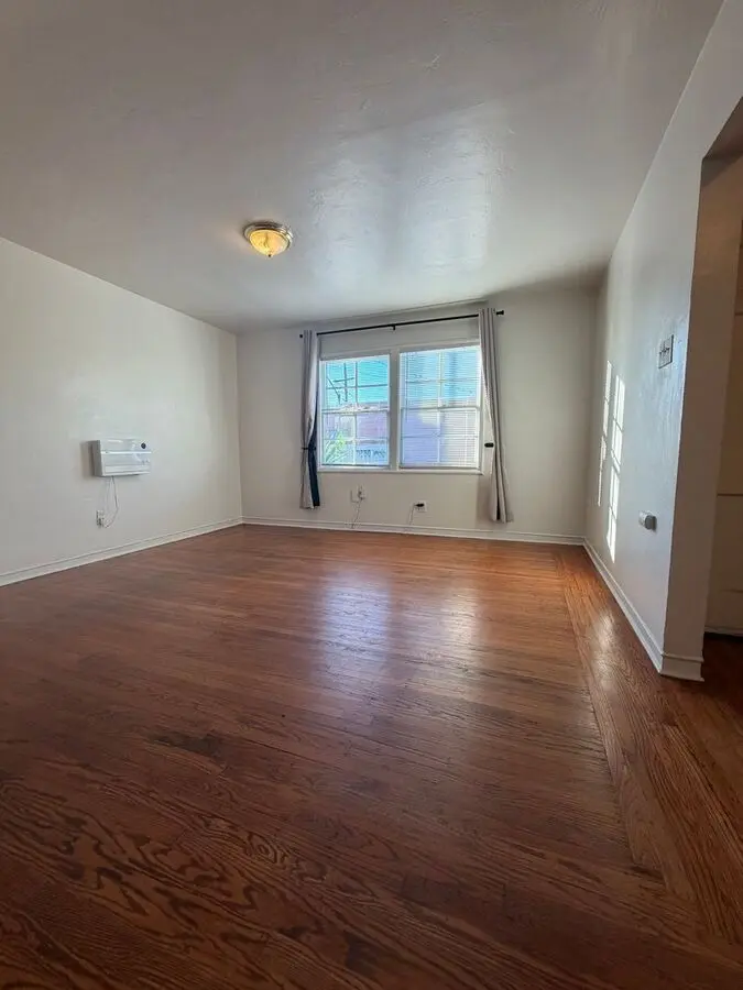 1602 Ashby Ave photo 5