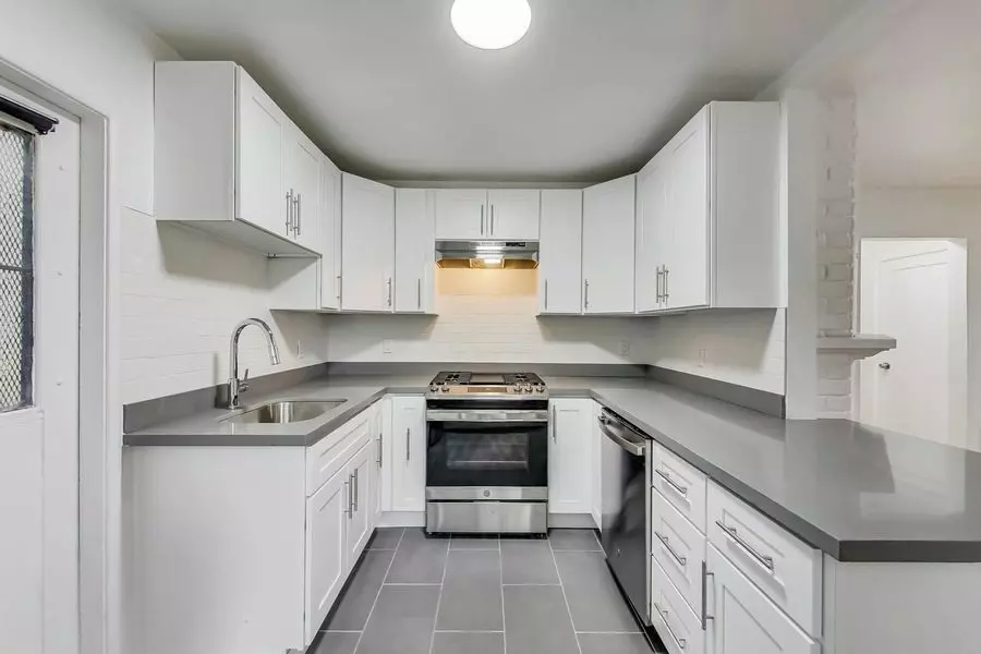 1227-B University Avenue, Berkeley, CA 94702 photo 3