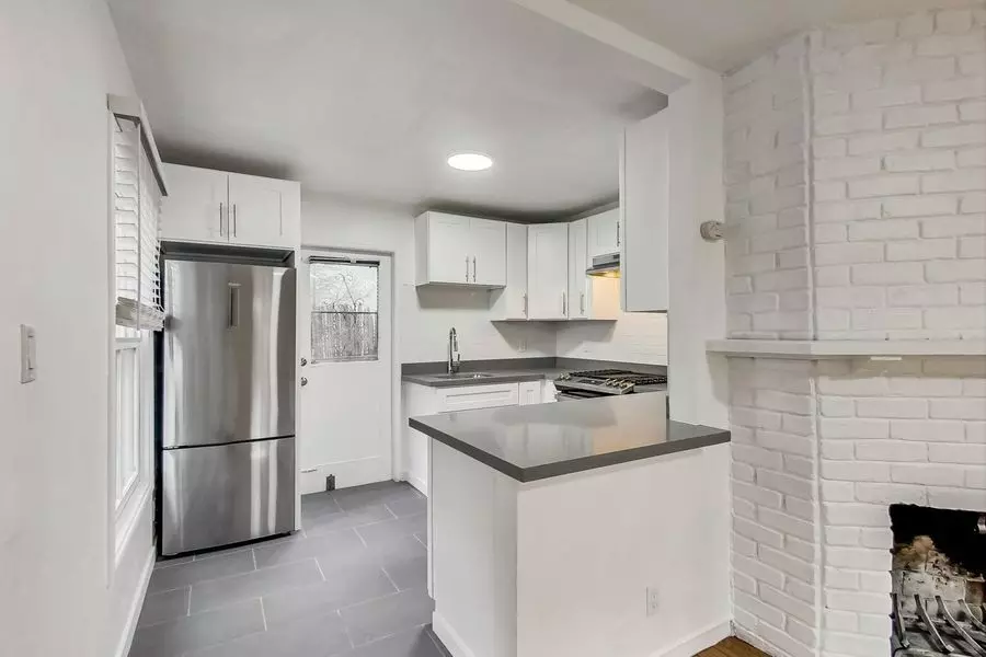 1227-B University Avenue, Berkeley, CA 94702 photo 4