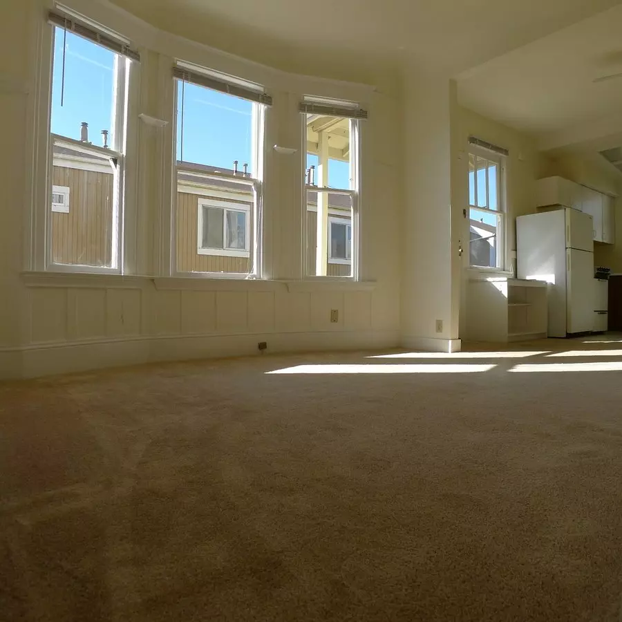 1609 Stuart St photo 2