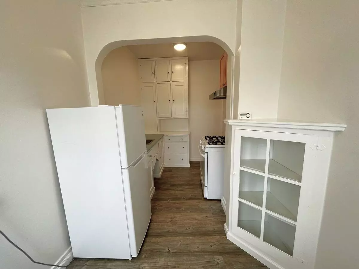 1806 #8 Walnut Street, Berkeley - Experience North Berkeley Living! photo 4
