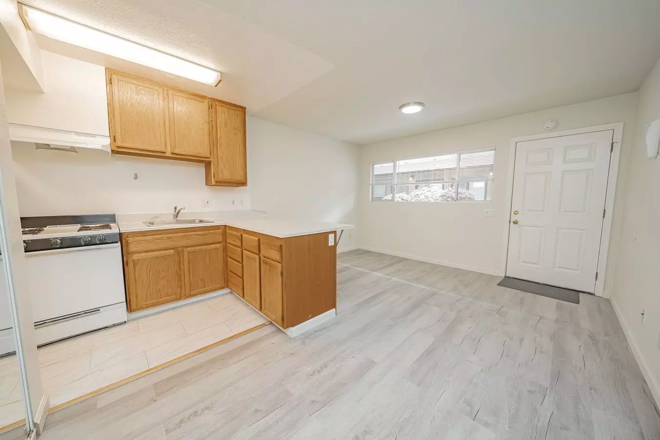1930 Hearst Avenue, Berkeley, CA 94709 photo 3