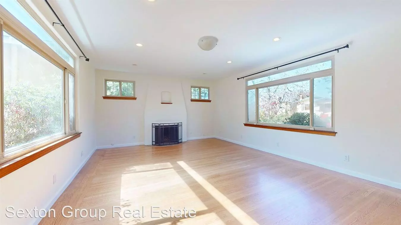 2010 Yolo Avenue, Berkeley, CA 94707 photo 2